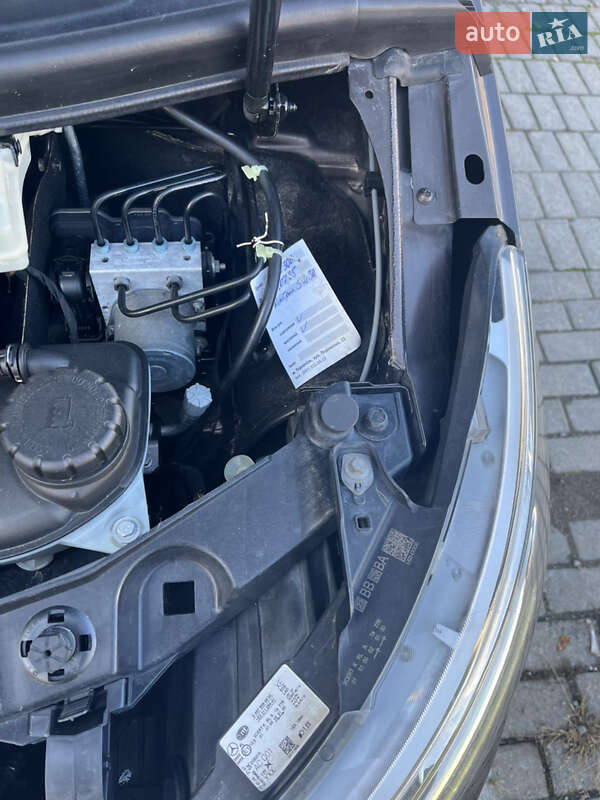 Мінівен Mercedes-Benz V-Class 2016 в Чернівцях фото 14 Мінівен Mercedes-Benz V-Class 2016 в Чернівцях