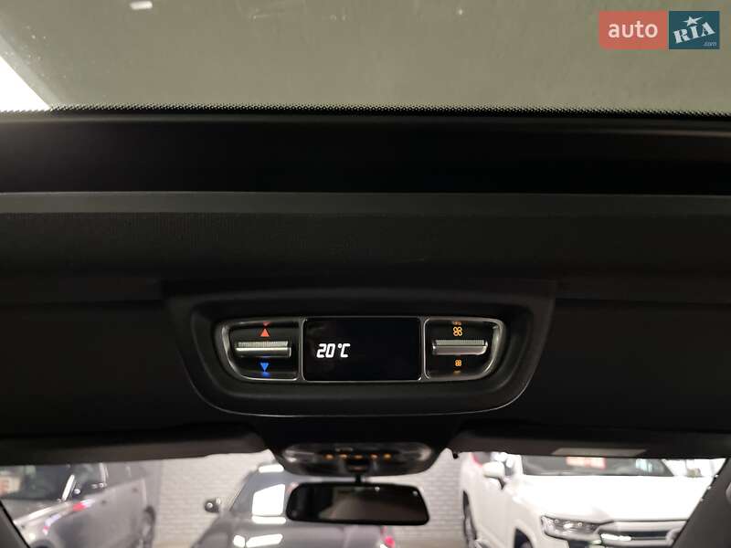 Мінівен Mercedes-Benz V-Class 2016 в Львові фото 48 Мінівен Mercedes-Benz V-Class 2016 в Львові