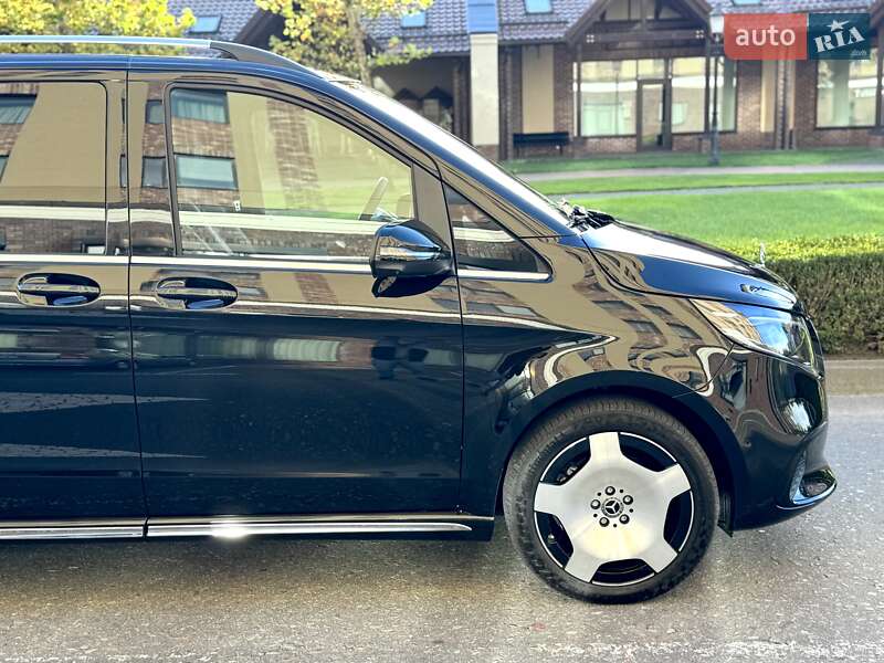 Мінівен Mercedes-Benz V-Class 2025 в Києві