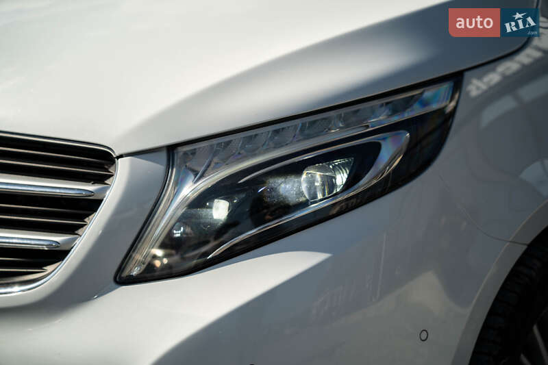 Минивэн Mercedes-Benz V-Class 2015 в Черновцах