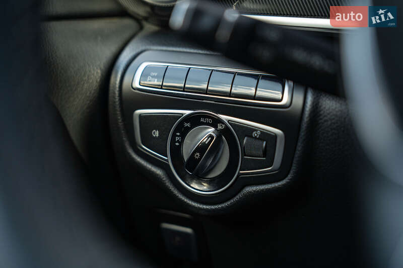 Минивэн Mercedes-Benz V-Class 2015 в Черновцах