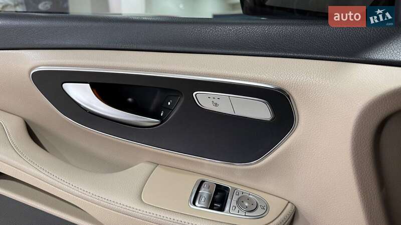 Минивэн Mercedes-Benz V-Class 2015 в Ужгороде