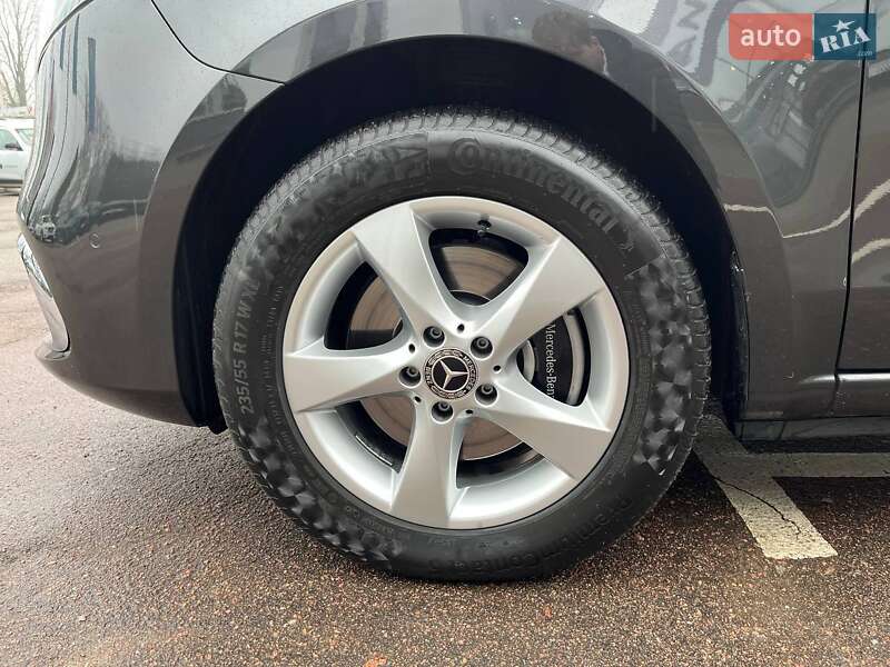 Минивэн Mercedes-Benz V-Class 2023 в Житомире фото 3 Минивэн Mercedes-Benz V-Class 2023 в Житомире