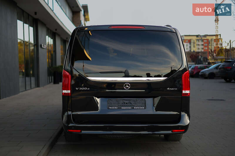 Минивэн Mercedes-Benz V-Class 2021 в Киеве