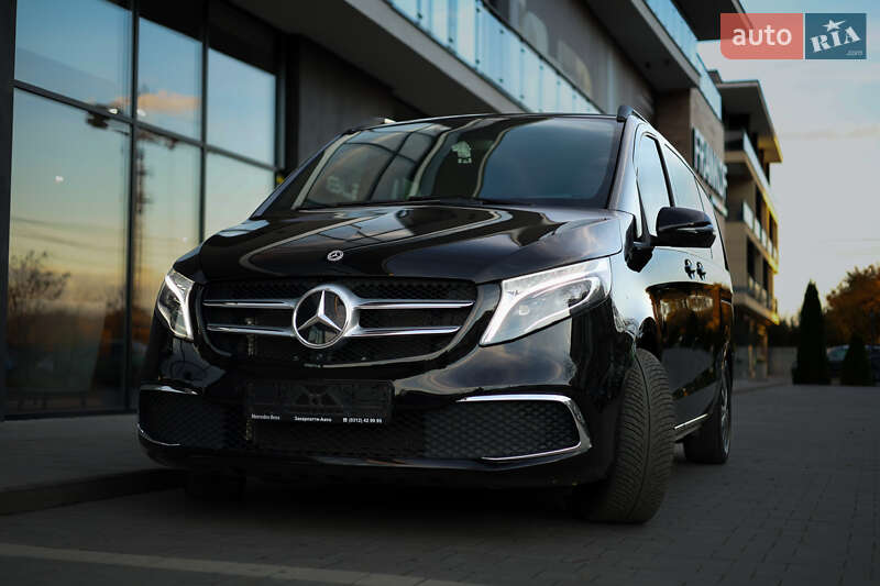 Минивэн Mercedes-Benz V-Class 2021 в Киеве