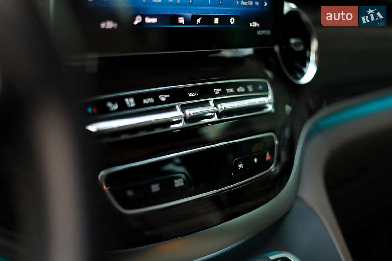 Минивэн Mercedes-Benz V-Class 2021 в Киеве