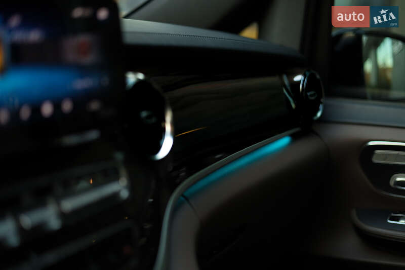 Минивэн Mercedes-Benz V-Class 2021 в Киеве