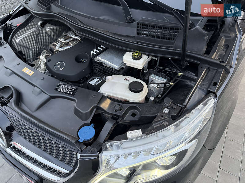 Мінівен Mercedes-Benz V-Class 2021 в Луцьку