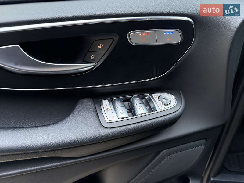 Мінівен Mercedes-Benz V-Class 2021 в Луцьку