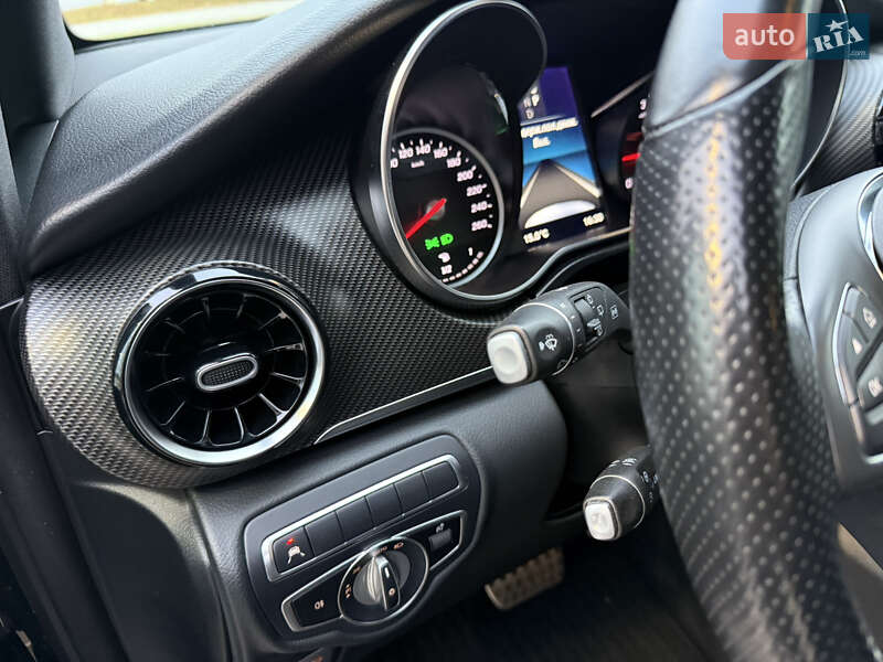 Мінівен Mercedes-Benz V-Class 2021 в Луцьку