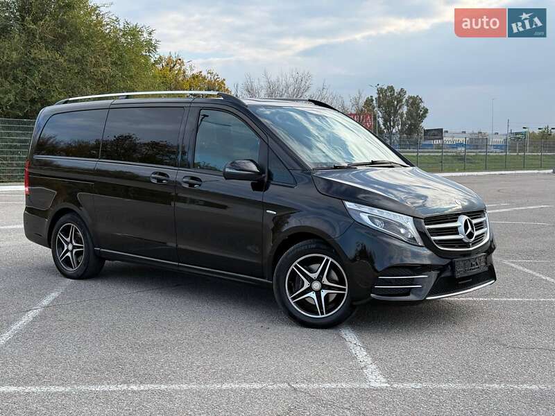 Минивэн Mercedes-Benz V-Class 2017 в Днепре фото 10 Минивэн Mercedes-Benz V-Class 2017 в Днепре