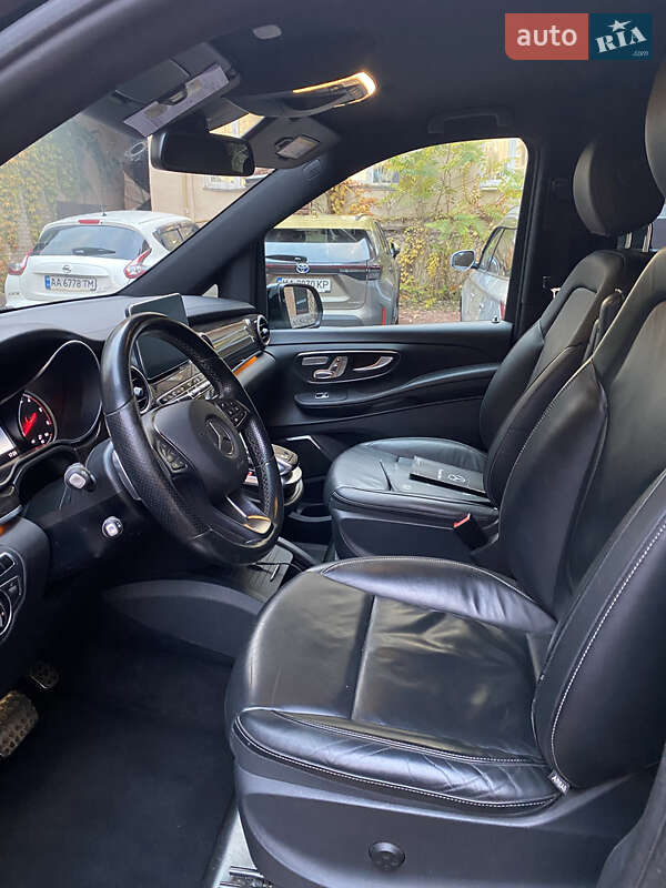 Минивэн Mercedes-Benz V-Class 2015 в Киеве