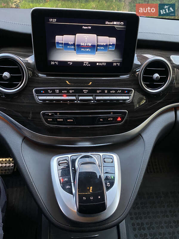 Минивэн Mercedes-Benz V-Class 2015 в Киеве