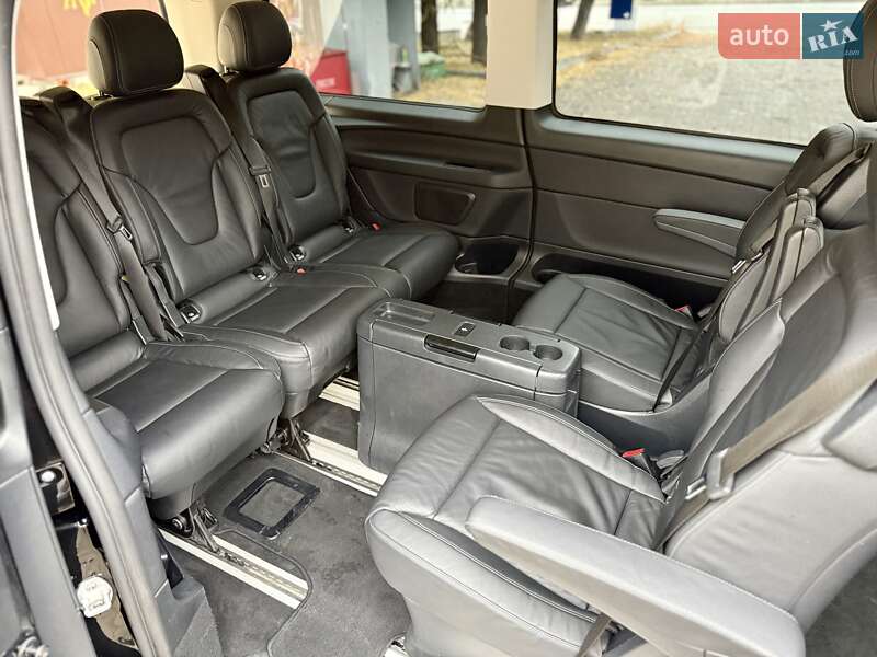 Минивэн Mercedes-Benz V-Class 2020 в Днепре фото 26 Минивэн Mercedes-Benz V-Class 2020 в Днепре