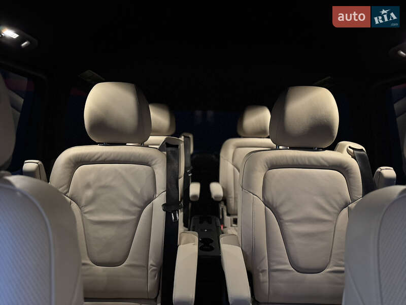 Мінівен Mercedes-Benz V-Class 2016 в Луцьку