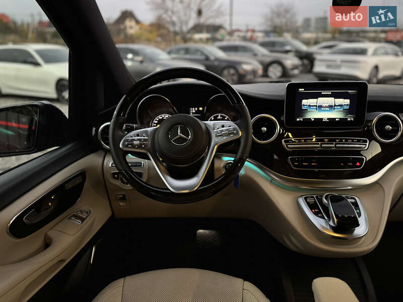 Мінівен Mercedes-Benz V-Class 2016 в Луцьку