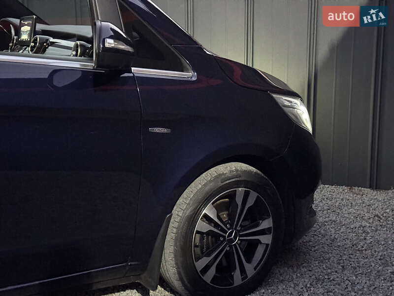 Мінівен Mercedes-Benz V-Class 2016 в Луцьку