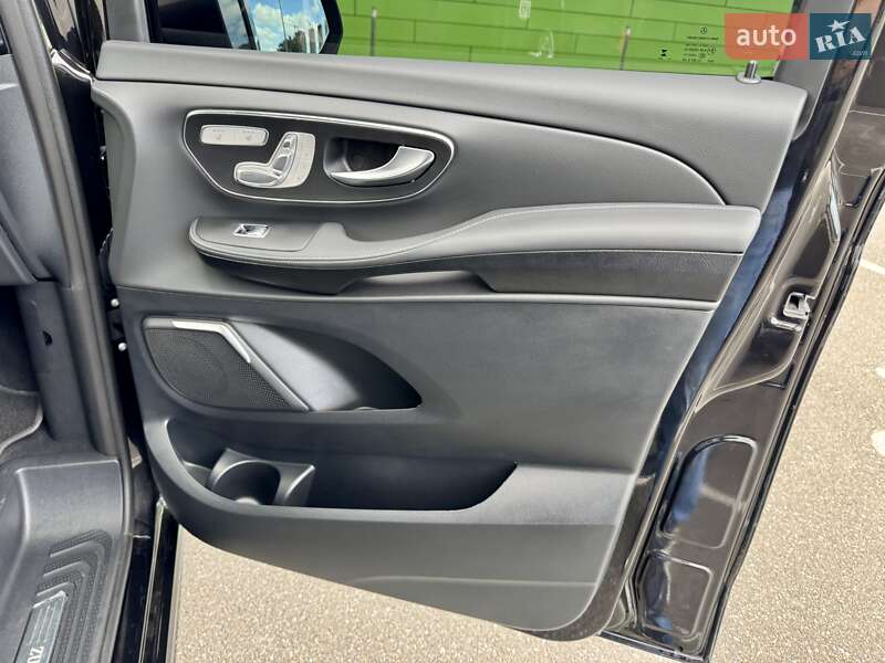 Минивэн Mercedes-Benz V-Class 2023 в Киеве фото 50 Минивэн Mercedes-Benz V-Class 2023 в Киеве