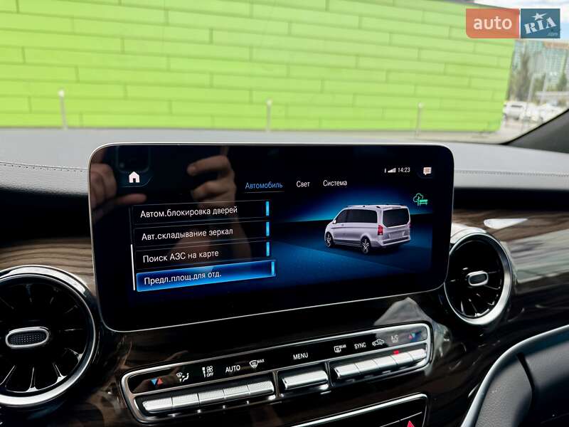 Минивэн Mercedes-Benz V-Class 2023 в Киеве фото 72 Минивэн Mercedes-Benz V-Class 2023 в Киеве