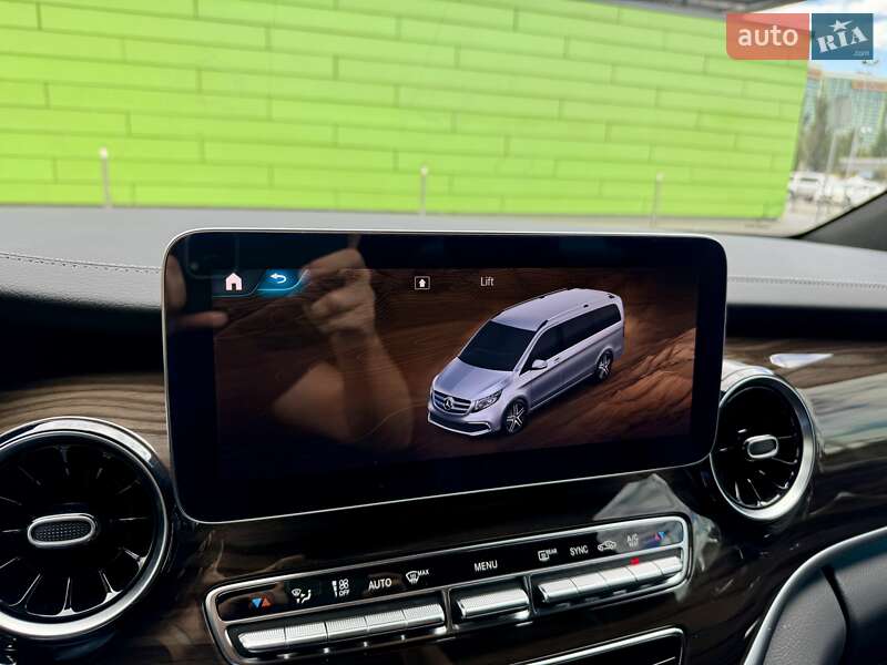 Минивэн Mercedes-Benz V-Class 2023 в Киеве фото 71 Минивэн Mercedes-Benz V-Class 2023 в Киеве