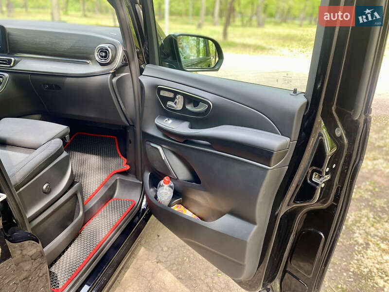 Мінівен Mercedes-Benz V-Class 2024 в Кривому Розі фото 11 Мінівен Mercedes-Benz V-Class 2024 в Кривому Розі