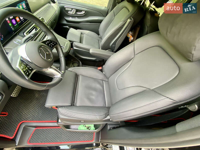 Мінівен Mercedes-Benz V-Class 2024 в Кривому Розі фото 26 Мінівен Mercedes-Benz V-Class 2024 в Кривому Розі