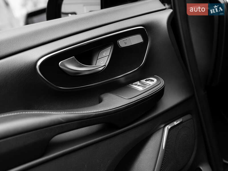 Минивэн Mercedes-Benz V-Class 2016 в Киеве фото 54 Минивэн Mercedes-Benz V-Class 2016 в Киеве