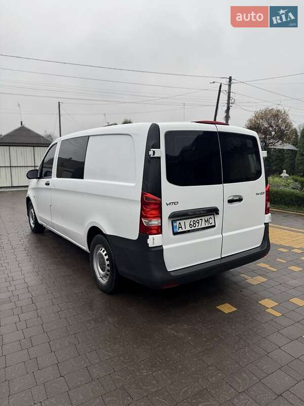 Мінівен Mercedes-Benz V-Class 2015 в Києві