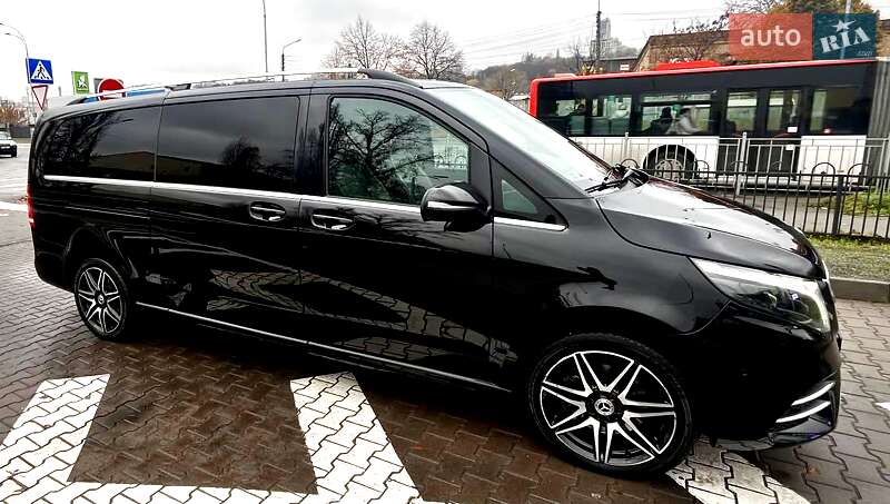 Минивэн Mercedes-Benz V-Class 2023 в Киеве фото 4 Минивэн Mercedes-Benz V-Class 2023 в Киеве