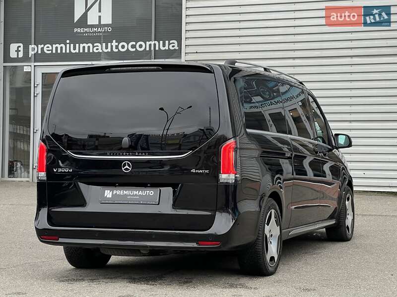 Минивэн Mercedes-Benz V-Class 2024 в Киеве