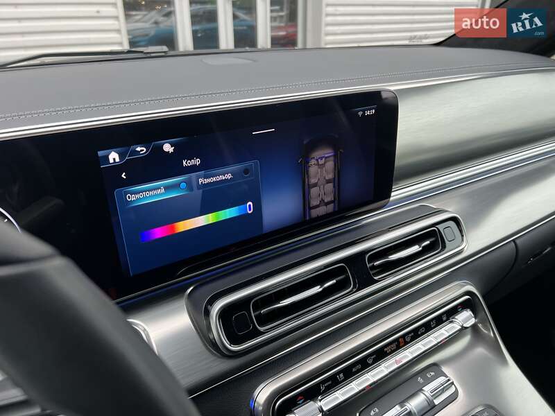 Минивэн Mercedes-Benz V-Class 2024 в Киеве