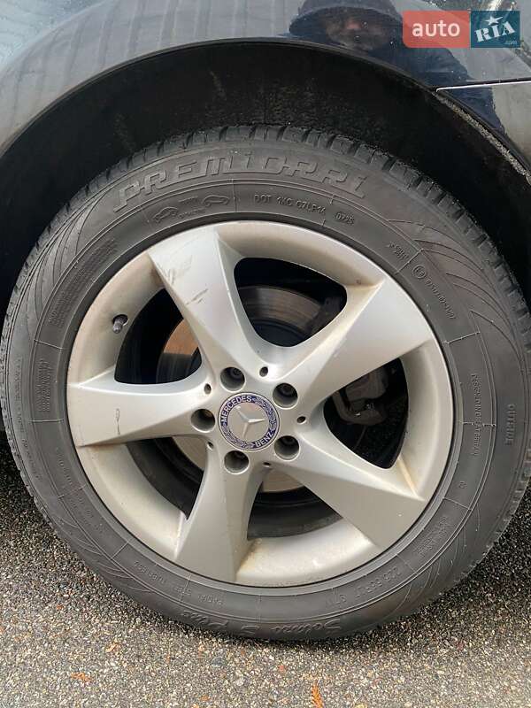 Мінівен Mercedes-Benz V-Class 2015 в Києві фото 4 Мінівен Mercedes-Benz V-Class 2015 в Києві