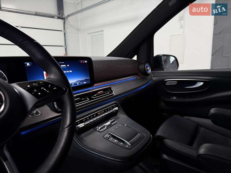 Мінівен Mercedes-Benz V-Class 2024 в Тернополі фото 32 Мінівен Mercedes-Benz V-Class 2024 в Тернополі