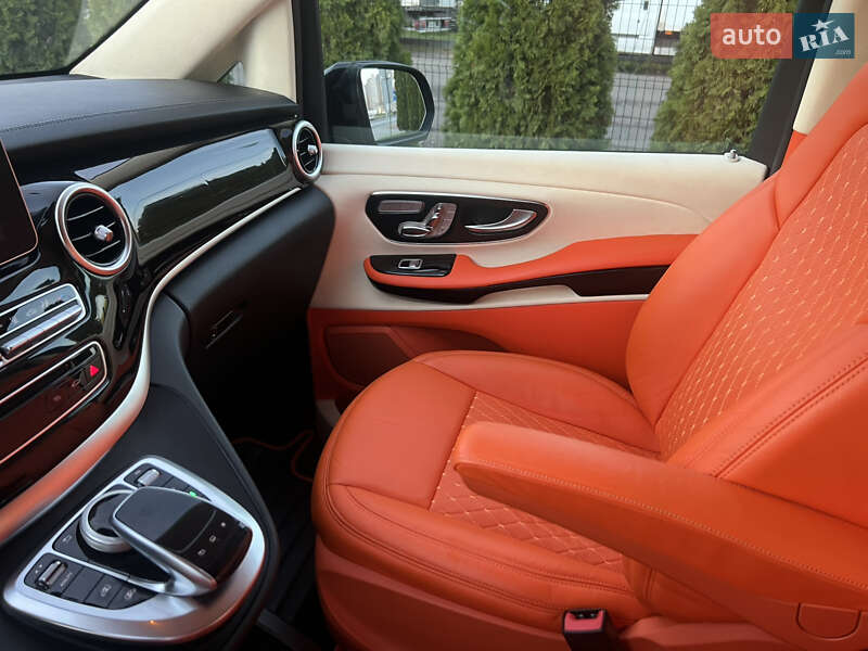 Мінівен Mercedes-Benz V-Class 2015 в Києві фото 17 Мінівен Mercedes-Benz V-Class 2015 в Києві