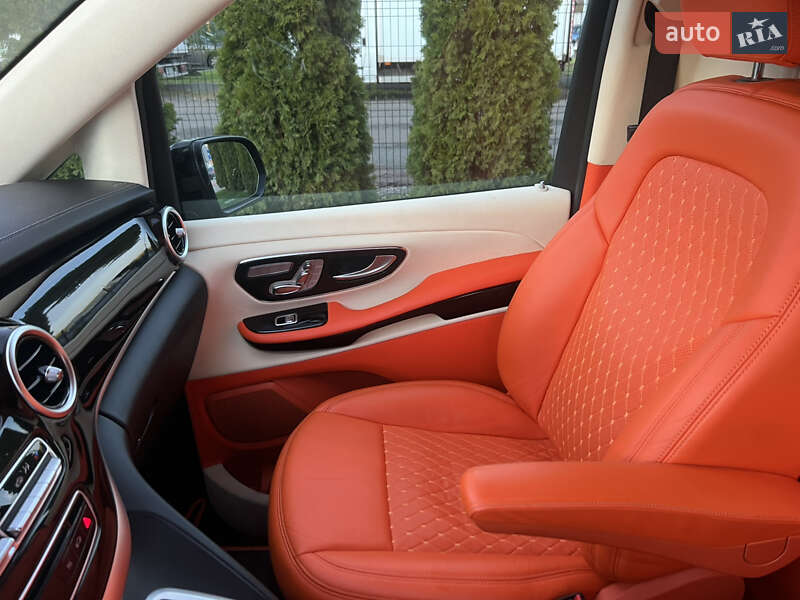 Мінівен Mercedes-Benz V-Class 2015 в Києві фото 20 Мінівен Mercedes-Benz V-Class 2015 в Києві