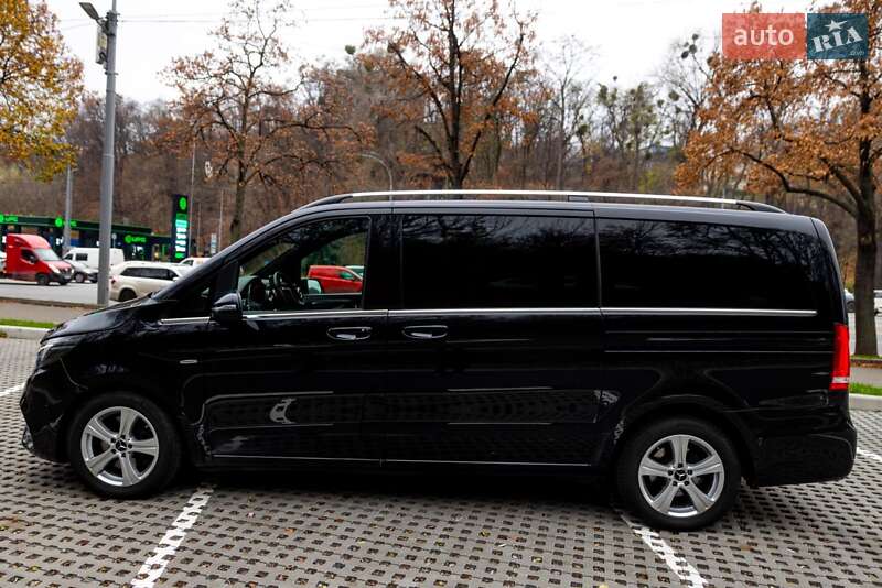 Минивэн Mercedes-Benz V-Class 2015 в Киеве