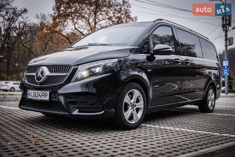 Минивэн Mercedes-Benz V-Class 2015 в Киеве