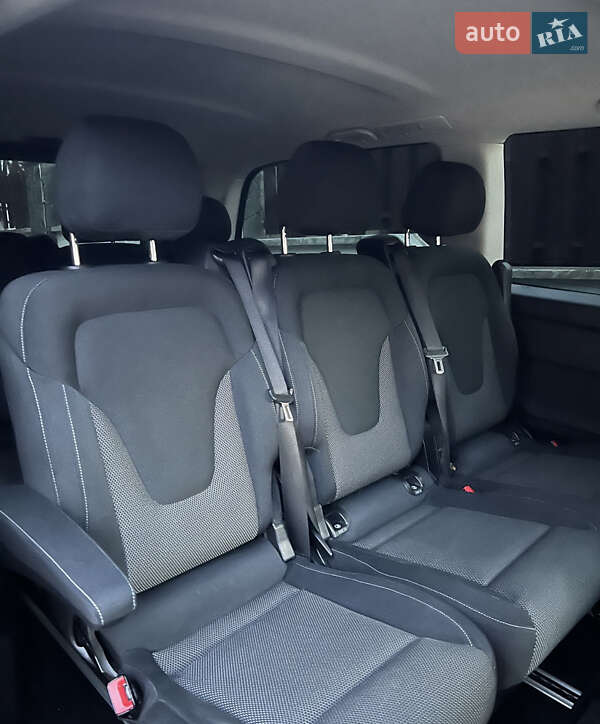 Минивэн Mercedes-Benz V-Class 2015 в Черновцах фото 9 Минивэн Mercedes-Benz V-Class 2015 в Черновцах