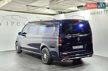 Минивэн Mercedes-Benz V-Class 2022 в Киеве