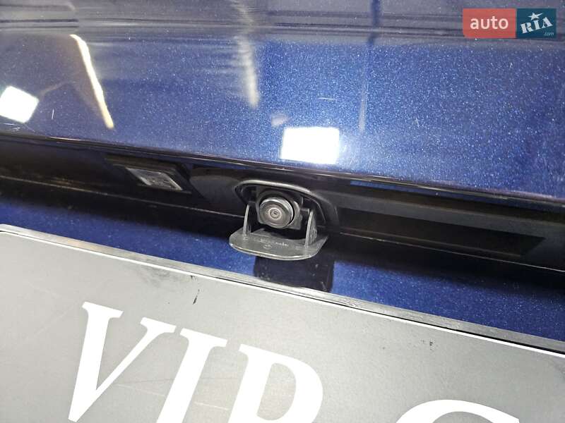 Мінівен Mercedes-Benz V-Class 2022 в Києві