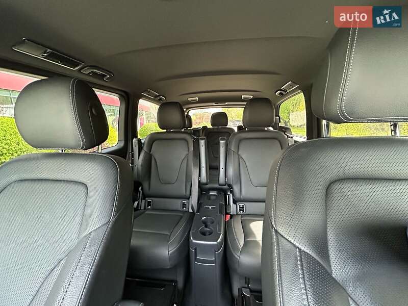 Мінівен Mercedes-Benz V-Class 2022 в Києві