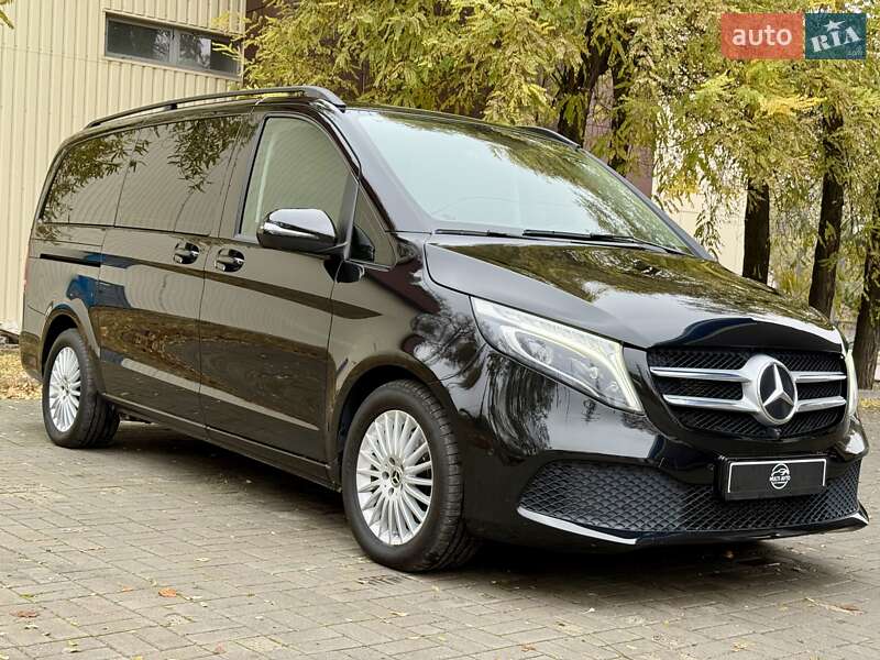 Мінівен Mercedes-Benz V-Class 2020 в Дніпрі