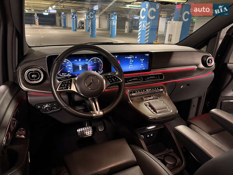 Мінівен Mercedes-Benz V-Class 2024 в Києві фото 25 Мінівен Mercedes-Benz V-Class 2024 в Києві
