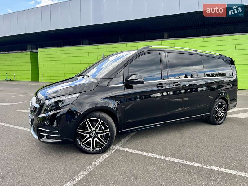 Минивэн Mercedes-Benz V-Class 2023 в Киеве