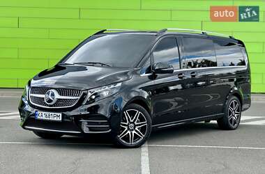 Минивэн Mercedes-Benz V-Class 2023 в Киеве