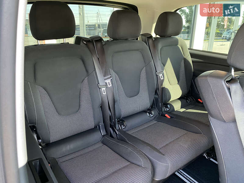 Мінівен Mercedes-Benz V-Class 2023 в Києві