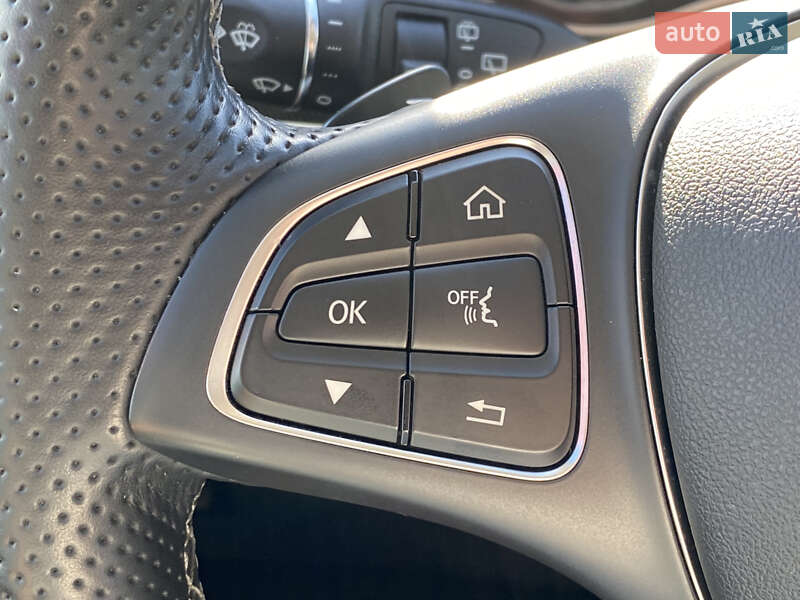 Мінівен Mercedes-Benz V-Class 2023 в Києві