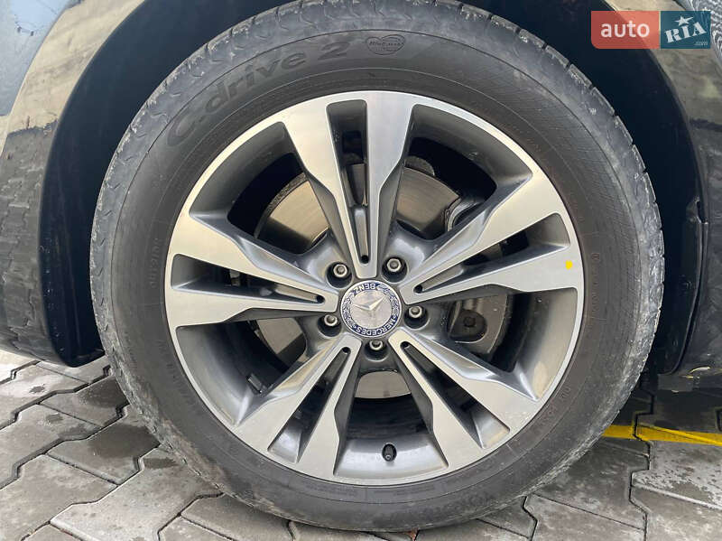 Минивэн Mercedes-Benz V-Class 2017 в Черновцах