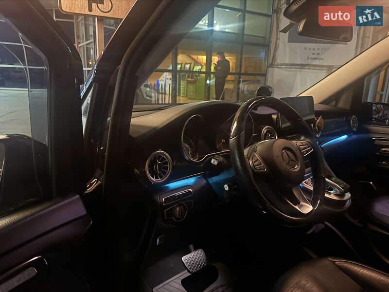 Минивэн Mercedes-Benz V-Class 2016 в Одессе