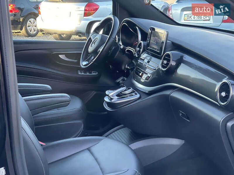 Минивэн Mercedes-Benz V-Class 2014 в Черновцах